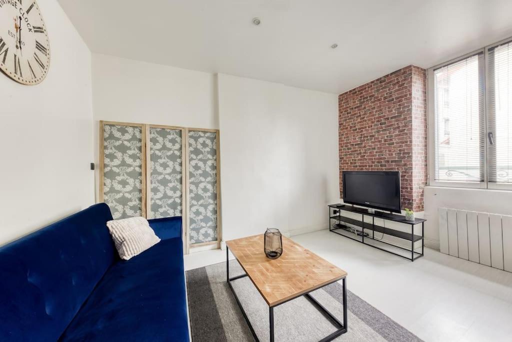 Superbe Pres De La Gare Et De L'autoroute Appartement *
