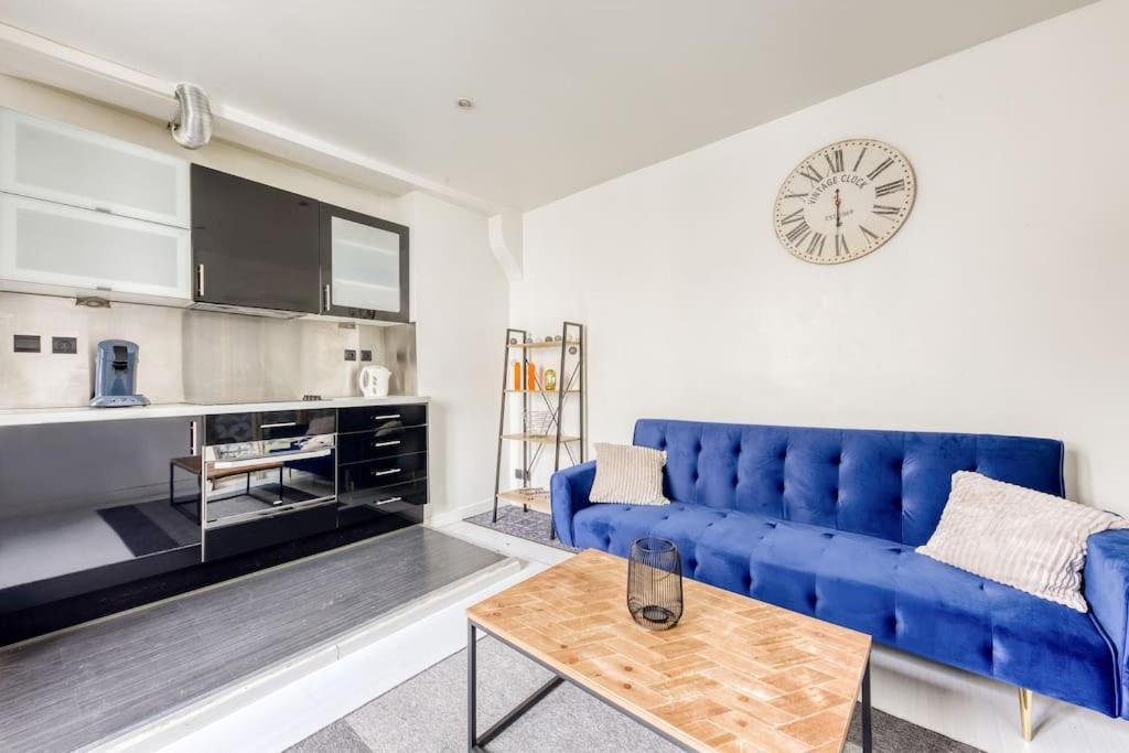 Superbe Pres De La Gare Et De L'autoroute Appartement *