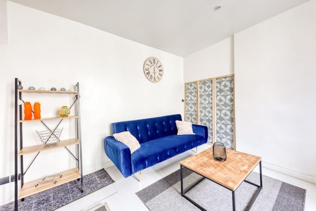 Appartement Superbe Pres De La Gare Et De L'autoroute *